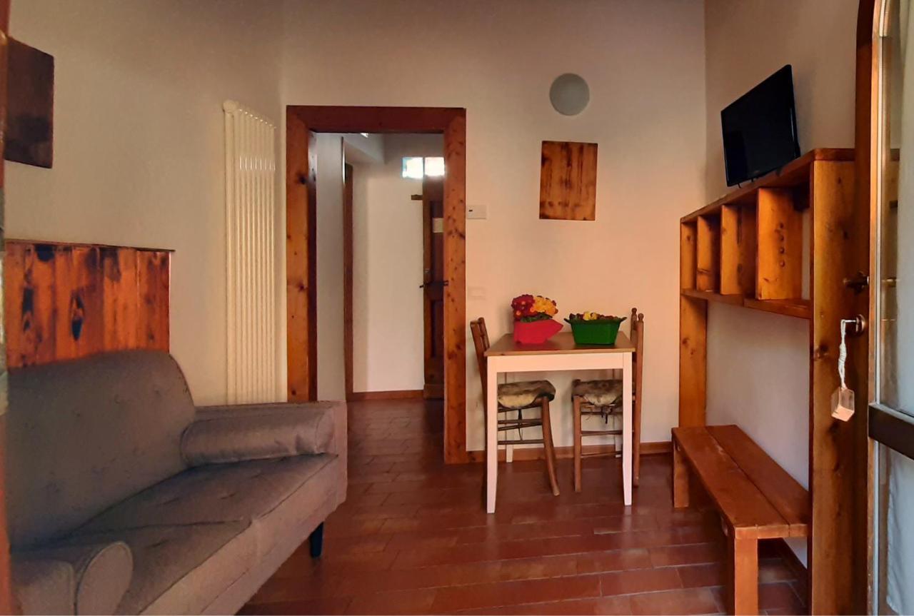 Pensjonat Country House Ca' Vernaccia Urbino Zewnętrze zdjęcie