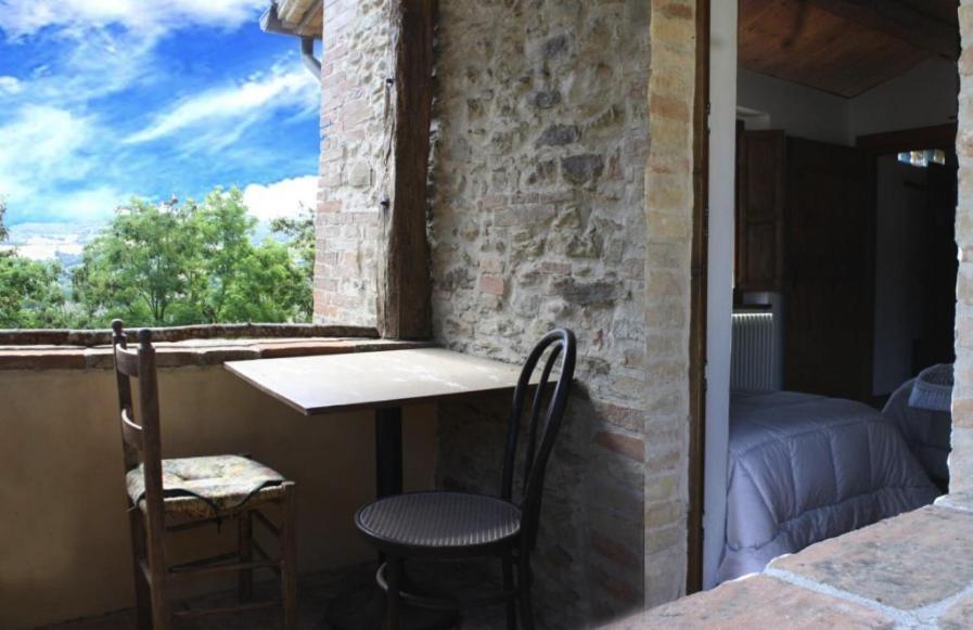 Pensjonat Country House Ca' Vernaccia Urbino Zewnętrze zdjęcie